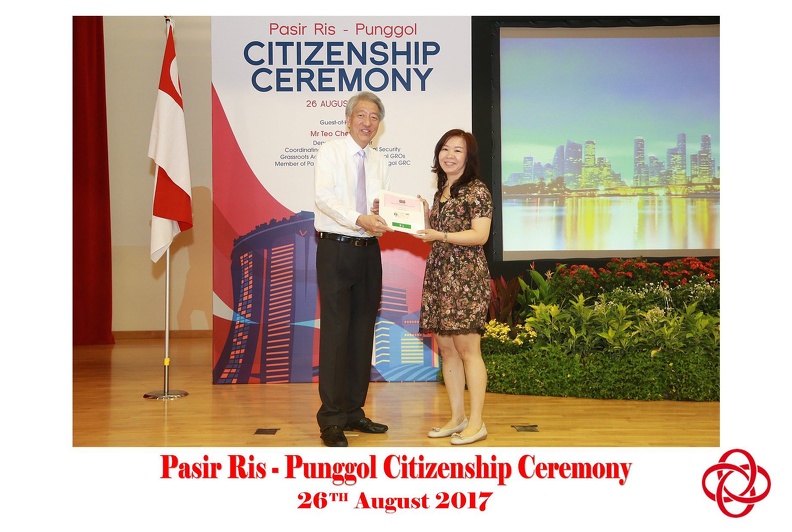 Citizenship-26Aug17-PhotoBooth-026.jpg