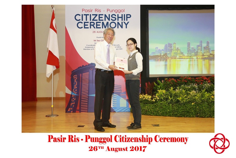 Citizenship-26Aug17-PhotoBooth-040.jpg