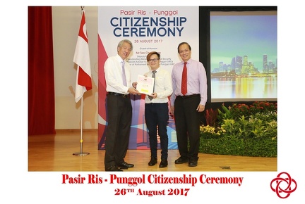 Citizenship-26Aug17-PhotoBooth-150