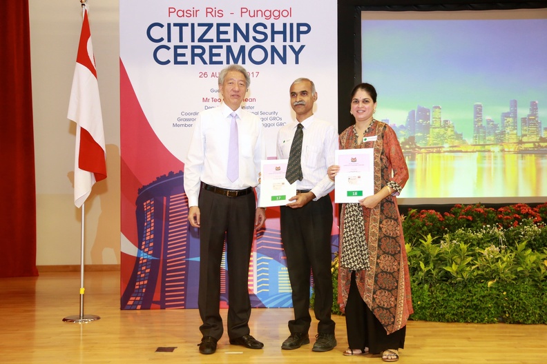 Citizenship-26Aug17-Ceremonial-015.jpg
