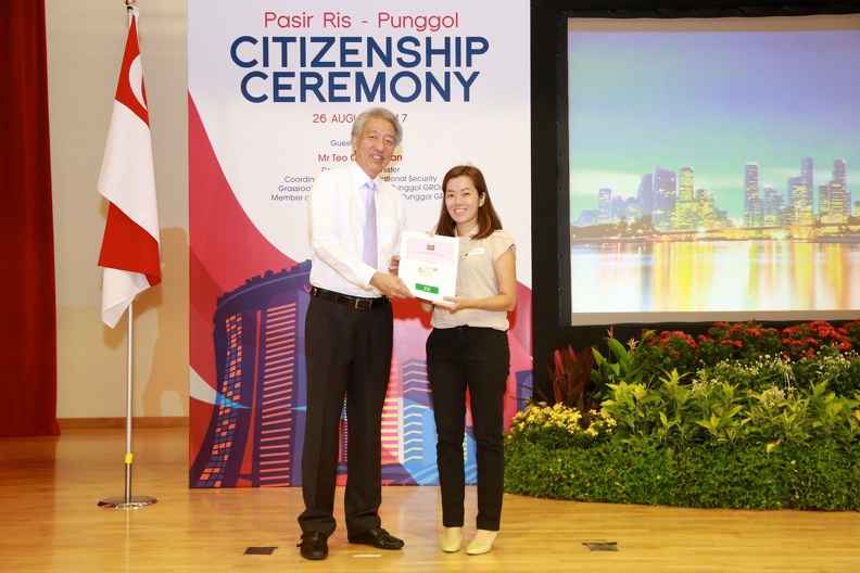 Citizenship-26Aug17-Ceremonial-016.jpg