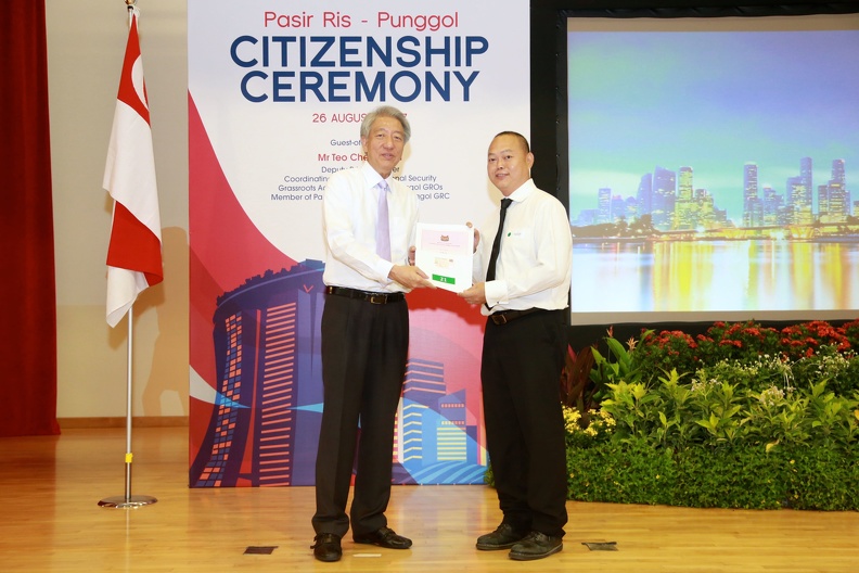 Citizenship-26Aug17-Ceremonial-017.jpg