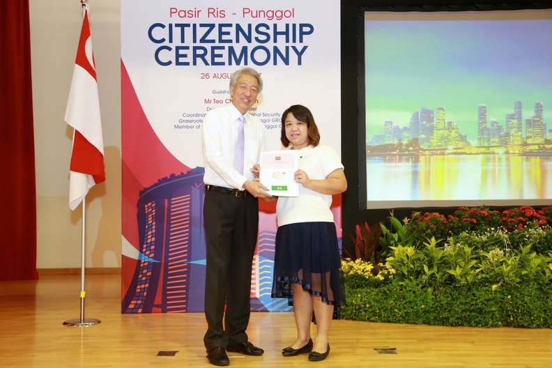 Citizenship-26Aug17-Ceremonial-019.jpg