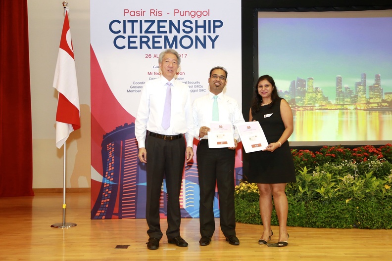 Citizenship-26Aug17-Ceremonial-038.jpg