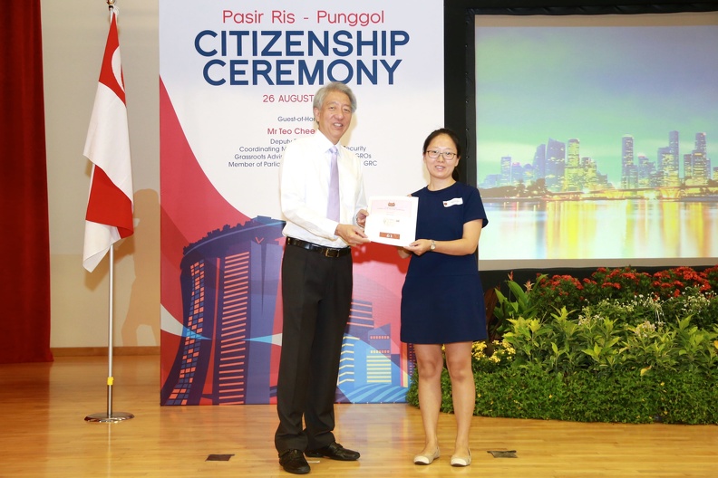 Citizenship-26Aug17-Ceremonial-048.jpg